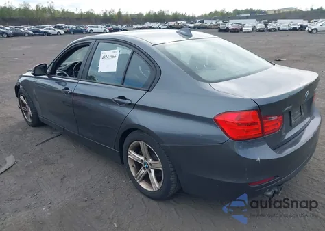 2013 BMW 328I xDrive z USA, uszkodzony, nr VIN WBA3B5C5XDF138902